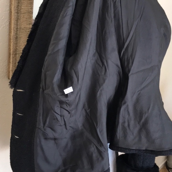 Jacket - Picture 6 of 7